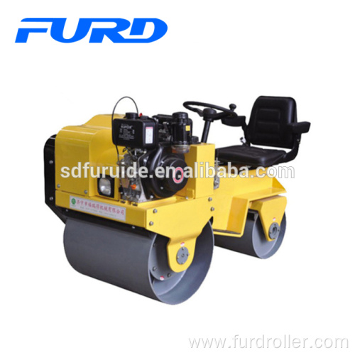 Good sale hand control vibratory roller for surface compact (FYL-850)